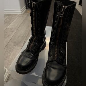 Dr. Martens Black Rimba Size 8.5 - 9 (rare)